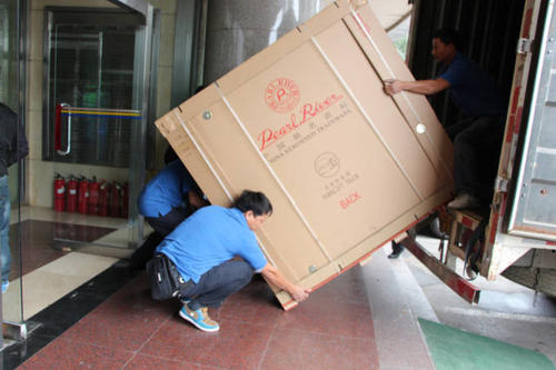 天长钢琴贵重工艺品无忧运